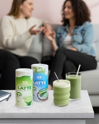 💚 Matcha Latte, jak ho milujete – ve dvou verzích 💚 🥛 Bio Matcha Tea Latte Krémová klasika s bio mlékem. Jemná, sladká a...